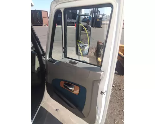 INTERNATIONAL PROSTAR 113 DOOR ASSEMBLY, FRONT