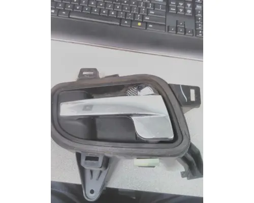 INTERNATIONAL PROSTAR 113 DOOR HANDLE