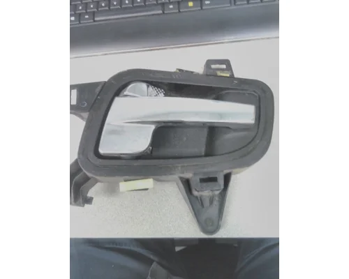 INTERNATIONAL PROSTAR 113 DOOR HANDLE