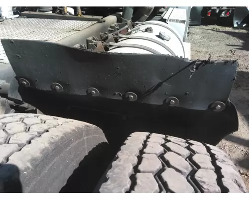 INTERNATIONAL PROSTAR 113 FENDER, QUARTERHALF REAR
