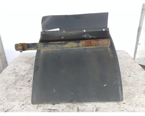 INTERNATIONAL PROSTAR 113 FENDER, QUARTERHALF REAR