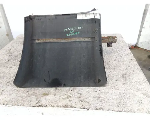 INTERNATIONAL PROSTAR 113 FENDER, QUARTERHALF REAR