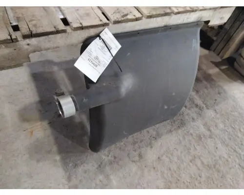 INTERNATIONAL PROSTAR 113 FENDER, QUARTERHALF REAR