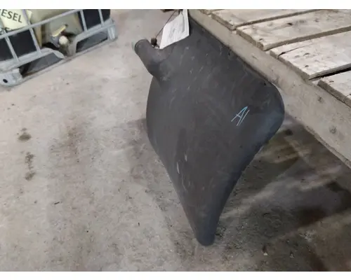 INTERNATIONAL PROSTAR 113 FENDER, QUARTERHALF REAR