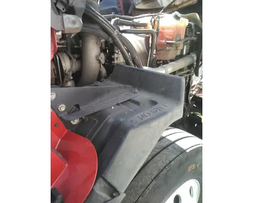 INTERNATIONAL PROSTAR 113 FENDER, SPLASH SHIELDGUARD