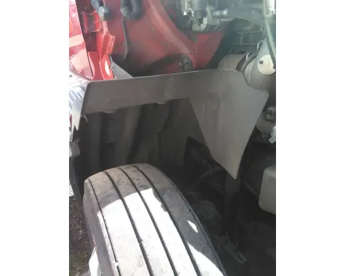 INTERNATIONAL PROSTAR 113 FENDER, SPLASH SHIELDGUARD