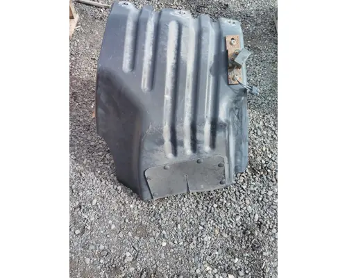 INTERNATIONAL PROSTAR 113 FENDER, SPLASH SHIELDGUARD