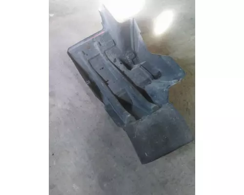 INTERNATIONAL PROSTAR 113 FENDER, SPLASH SHIELDGUARD