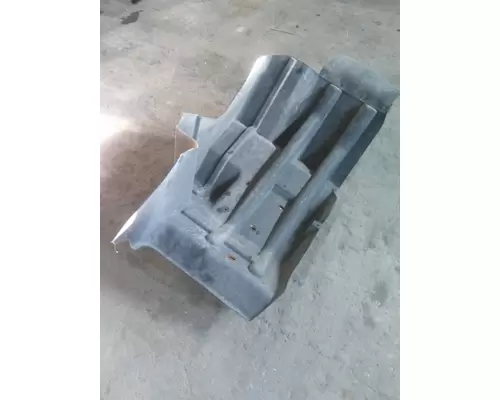 INTERNATIONAL PROSTAR 113 FENDER, SPLASH SHIELDGUARD