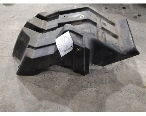 INTERNATIONAL PROSTAR 113 FENDER, SPLASH SHIELDGUARD