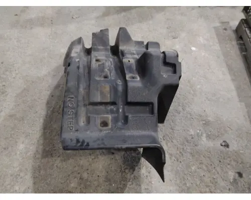 INTERNATIONAL PROSTAR 113 FENDER, SPLASH SHIELDGUARD