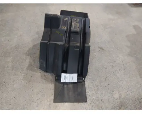 INTERNATIONAL PROSTAR 113 FENDER, SPLASH SHIELDGUARD