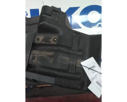 INTERNATIONAL PROSTAR 113 FENDER, SPLASH SHIELDGUARD