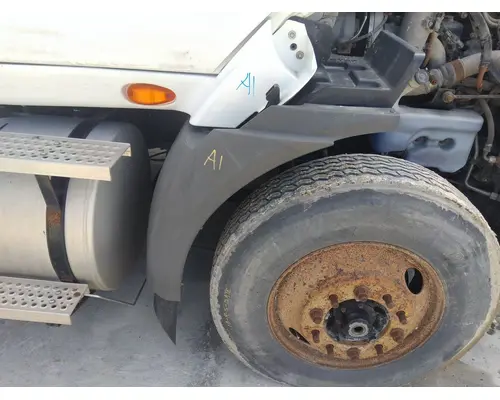 INTERNATIONAL PROSTAR 113 FENDER ASSEMBLY, FRONT