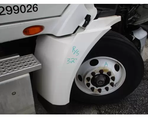 INTERNATIONAL PROSTAR 113 FENDER EXTENSION