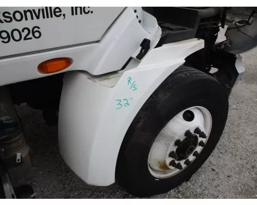 INTERNATIONAL PROSTAR 113 FENDER EXTENSION