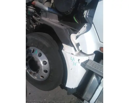 INTERNATIONAL PROSTAR 113 FENDER EXTENSION