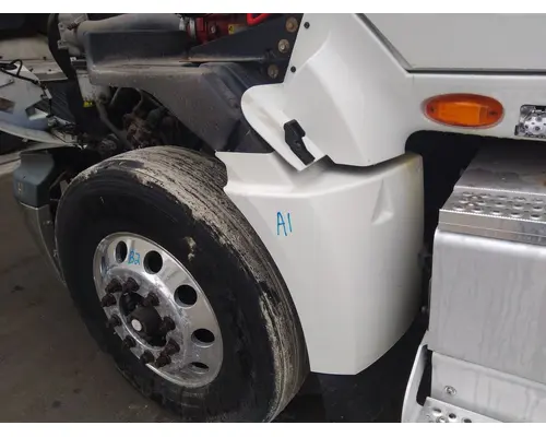 INTERNATIONAL PROSTAR 113 FENDER EXTENSION