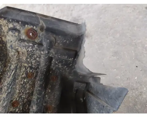 INTERNATIONAL PROSTAR 113 FENDER EXTENSION