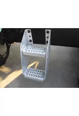 INTERNATIONAL PROSTAR 113 FRAME STEP
