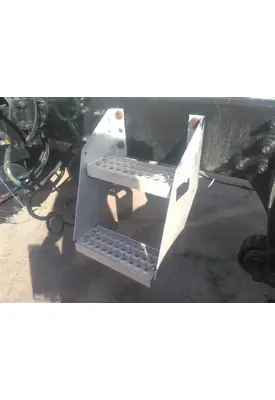 INTERNATIONAL PROSTAR 113 FRAME STEP