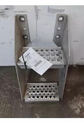 INTERNATIONAL PROSTAR 113 FRAME STEP