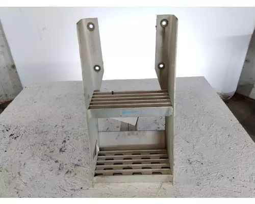 INTERNATIONAL PROSTAR 113 FRAME STEP