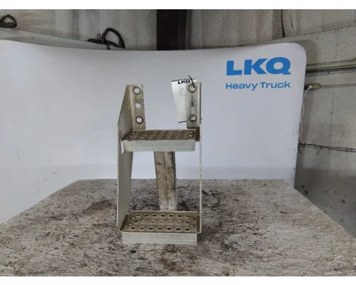 INTERNATIONAL PROSTAR 113 FRAME STEP