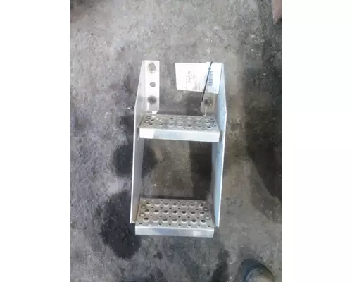 INTERNATIONAL PROSTAR 113 FRAME STEP