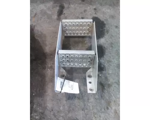 INTERNATIONAL PROSTAR 113 FRAME STEP