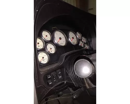 INTERNATIONAL PROSTAR 113 GAUGE CLUSTER