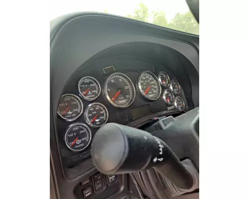 INTERNATIONAL PROSTAR 113 GAUGE CLUSTER