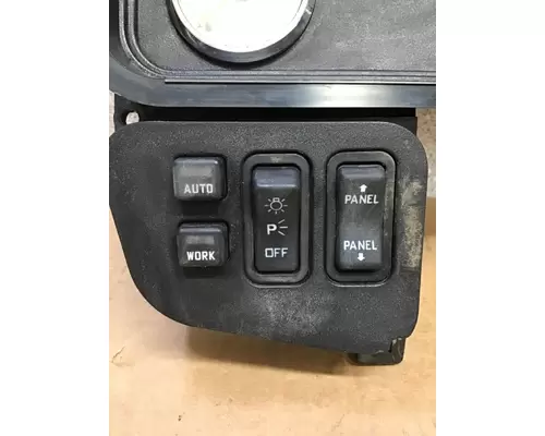 INTERNATIONAL PROSTAR 113 GAUGE CLUSTER