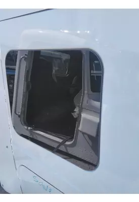 INTERNATIONAL PROSTAR 113 GLASS, SLEEPER