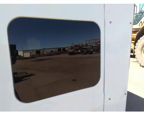 INTERNATIONAL PROSTAR 113 GLASS, SLEEPER