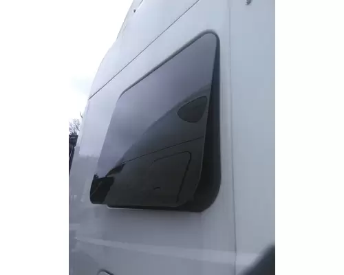 INTERNATIONAL PROSTAR 113 GLASS, SLEEPER