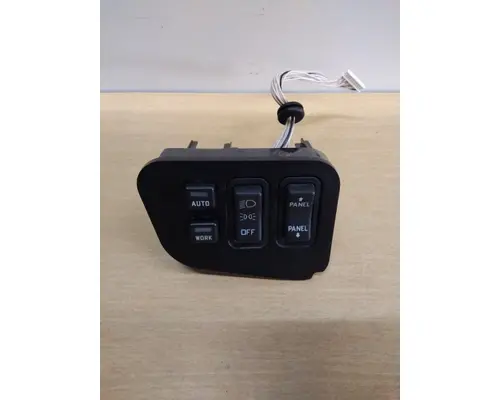 INTERNATIONAL PROSTAR 113 HEADLAMP SWITCH