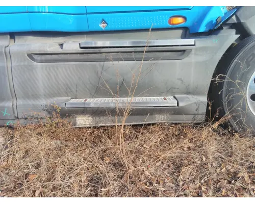 INTERNATIONAL PROSTAR 113 INTERIOR CABINET