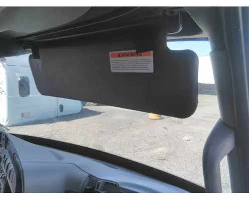 INTERNATIONAL PROSTAR 113 INTERIOR SUN VISOR