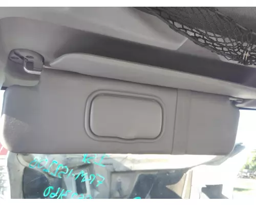 INTERNATIONAL PROSTAR 113 INTERIOR SUN VISOR