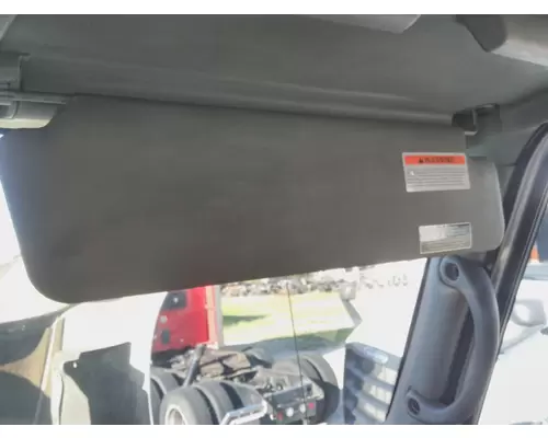 INTERNATIONAL PROSTAR 113 INTERIOR SUN VISOR