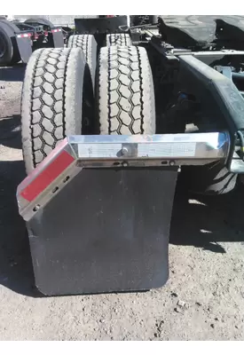 INTERNATIONAL PROSTAR 113 MUD FLAP HANGER