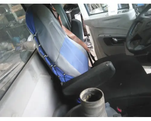 INTERNATIONAL PROSTAR 113 SEAT, FRONT