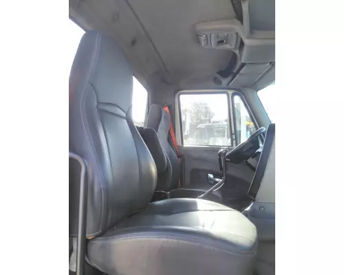 INTERNATIONAL PROSTAR 113 SEAT, FRONT