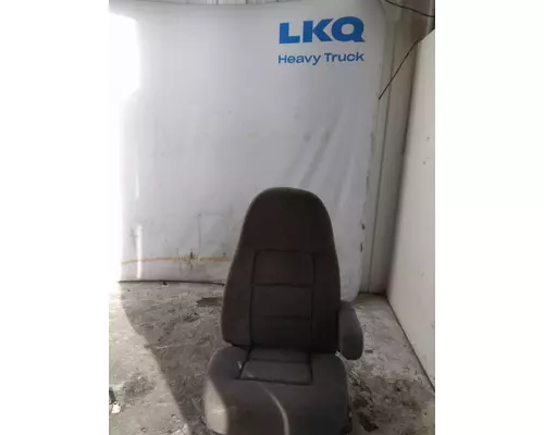 INTERNATIONAL PROSTAR 113 SEAT, FRONT