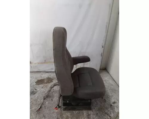 INTERNATIONAL PROSTAR 113 SEAT, FRONT