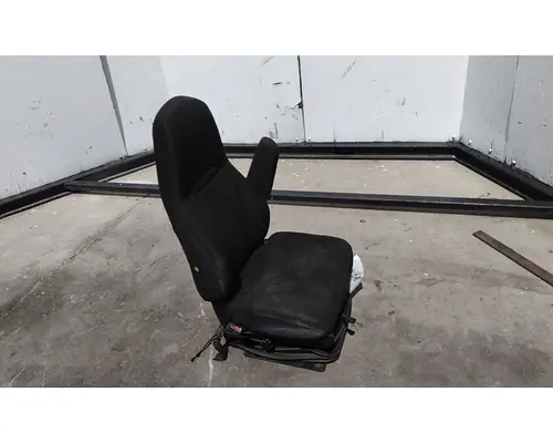 INTERNATIONAL PROSTAR 113 SEAT, FRONT