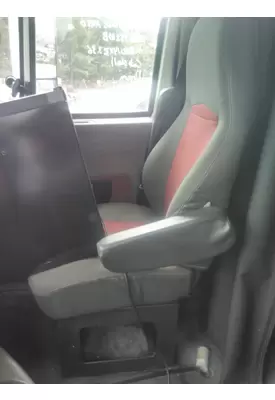 INTERNATIONAL PROSTAR 113 SEAT, FRONT