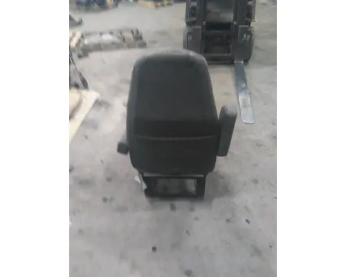 INTERNATIONAL PROSTAR 113 SEAT, FRONT
