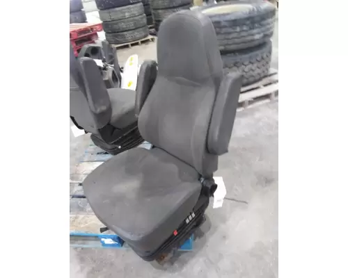 INTERNATIONAL PROSTAR 113 SEAT, FRONT